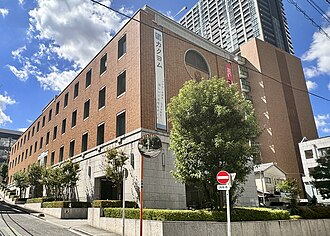 KADOKAWA